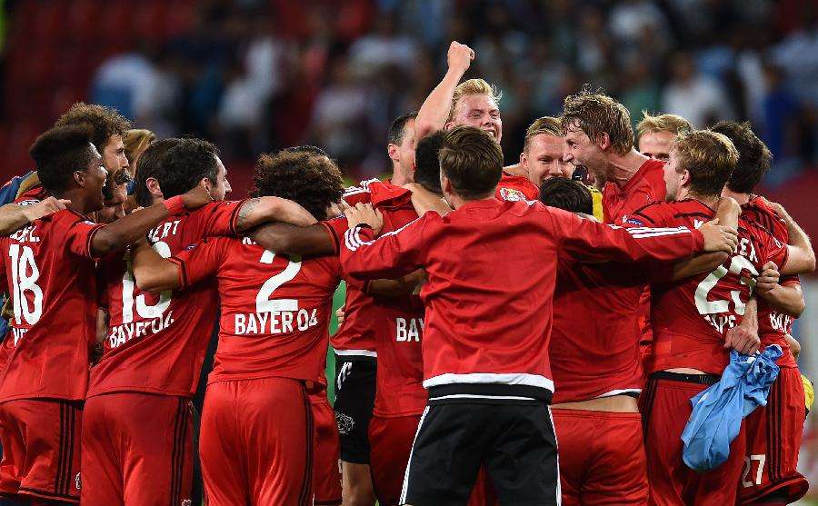  奥格斯堡防守反击犀利，德甲弱旅上演逆袭好戏